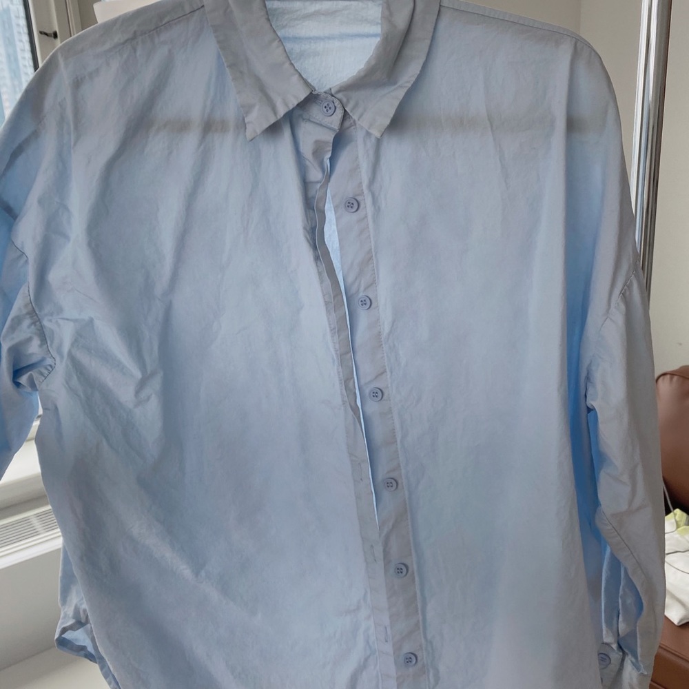 Oversize blue shirt